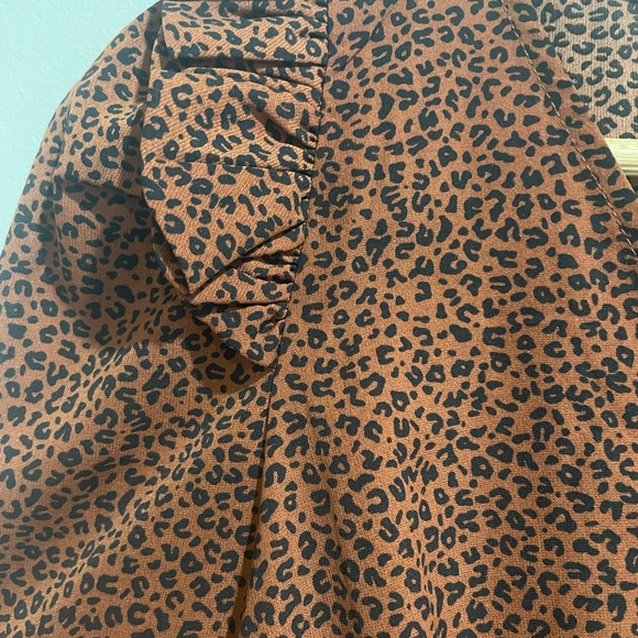 THML Animal Leopard Print Wrap Ruffle Blouse Women's Small - Picture 3 of 8